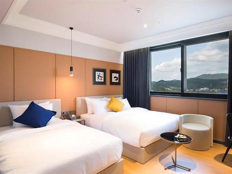 Brown Dot Hotel Jinju Εξωτερικό φωτογραφία