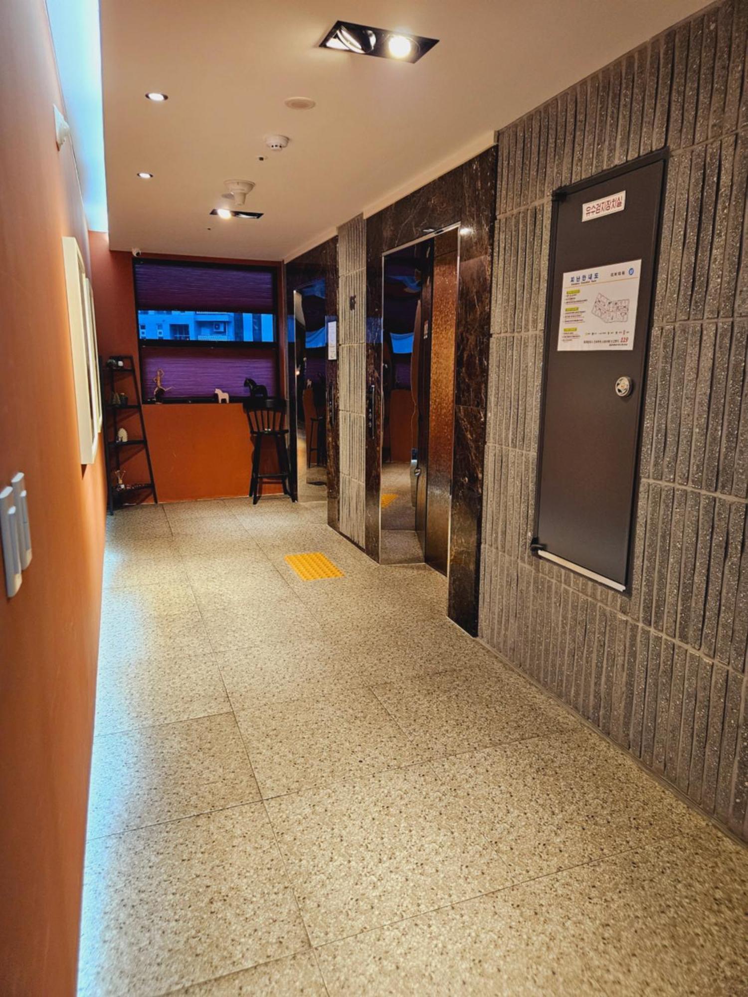 Brown Dot Hotel Jinju Εξωτερικό φωτογραφία